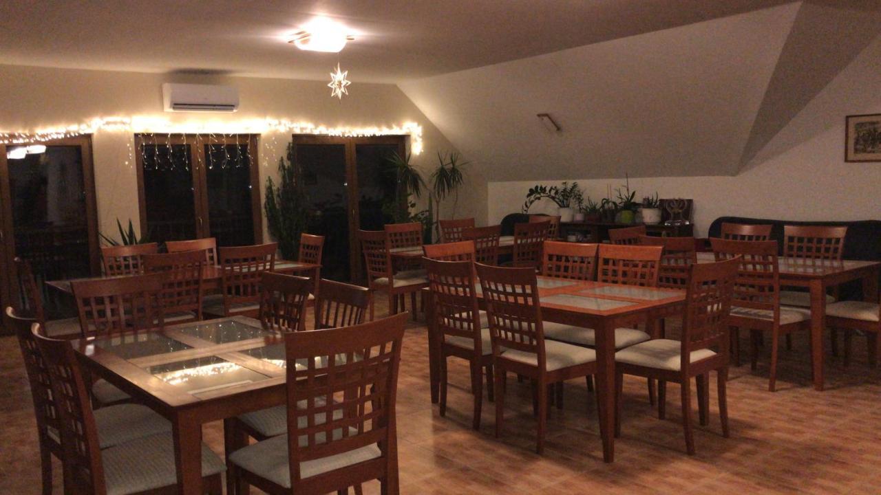 Bed and Breakfast Prosper Lovasklub Panzió Piliscsév Exteriér fotografie